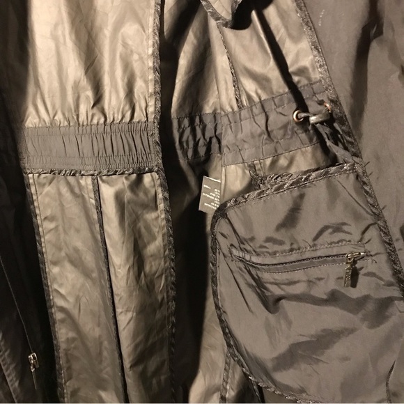 𝅺COLE Haan 3/4 length nylon jacket/ coat.  Women’s small.  Black. - Picture 4 of 6